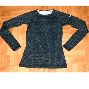 NIKE PRO HYPERWARM PRINT WOMEN'S TRAINING SHIRT - WOMEN'S SIZE S